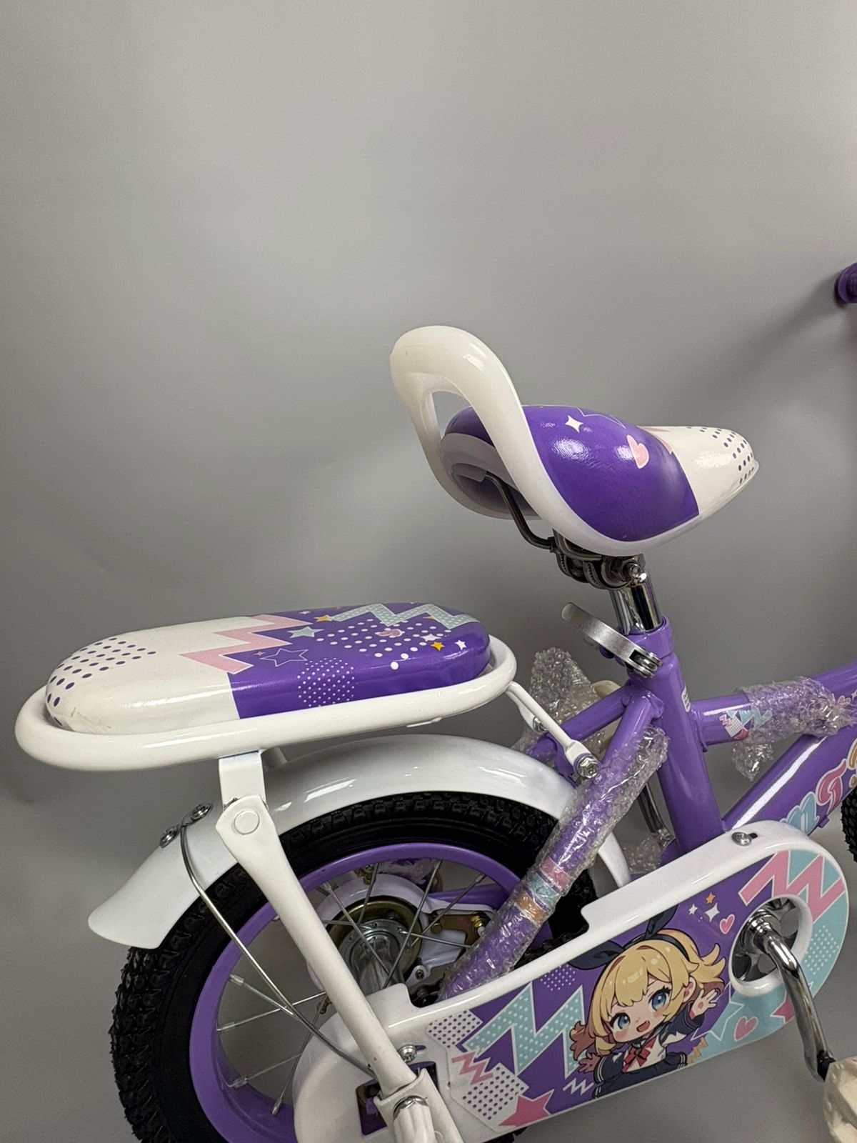 Bicicleta Infantil Morada con Canasta 12"